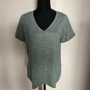 Kuhl womens Tshirt. Color is Aloe Size L